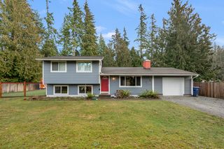 17905 64th Dr NW, Stanwood, WA 98292