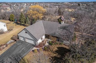 6190 South Preston LANE, New Berlin, WI 53151