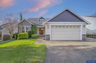 3623 10th St, Hubbard, OR 97032