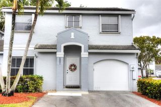 4801 Grapevine Way, Fort Lauderdale, FL 33331