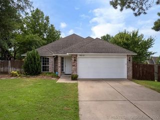 9212 E  88th Pl, Tulsa, OK 74133