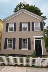 17 North Street, Schenectady, NY 12305