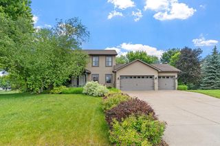 3415 Kaiser Cir NE, Saint Michael, MN 55376