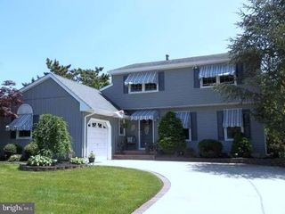 117 Shire Dr, Sewell, NJ 08080