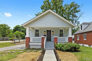 408 S  15th St, Belleville, IL 62220