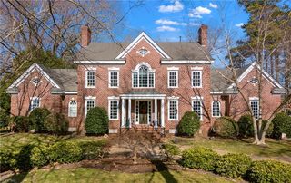 1097 Caton Dr, Virginia Beach, VA 23454