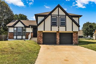 7209 E  133rd Cir, Grandview, MO 64030