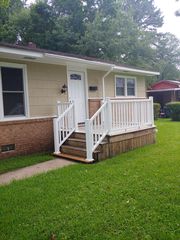 109 Arnold Rd, Jacksonville, NC 28546