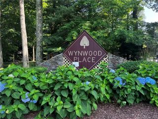 104 Wynwood Drive #104, Enfield, CT 06082