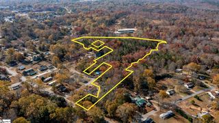 Elizabeth St, Clinton, SC 29325