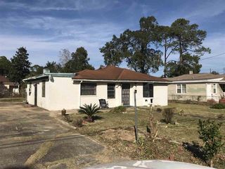 1712 Hatton St, Pensacola, FL 32503