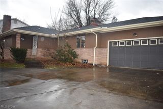 815 Old Furnace Rd, Youngstown, OH 44511