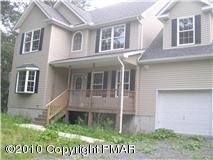 2812 Wobbly Barn Rd, Henryville, PA 18332
