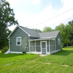 102 E  Grant St, De Soto, IL 62924