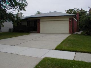 13667 W  Melva Dr, Warren, MI 48088
