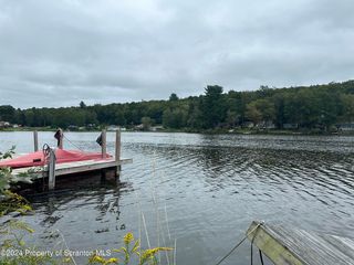 450 Lakeview Dr, Kingsley, PA 18826