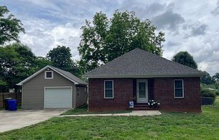 204 W  Carr St, Mebane, NC 27302