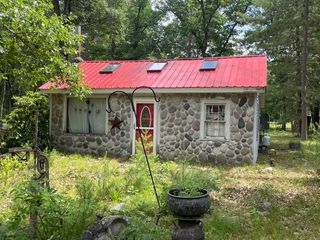3484 N  Kings Hwy, Luther, MI 49656