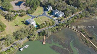 17 Shear Water Dr, Hilton Head Island, SC 29926