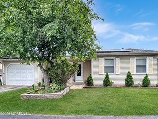 48 Westport Drive, Manchester Township, NJ 08759