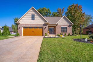 2502 Stapelton Dr, Evansville, IN 47725