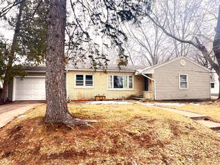 79 7th St NW, Forest Lake, MN 55025