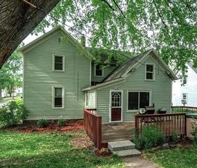 1102 14th Avenue, Menomonie, WI 54751
