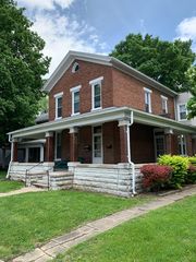 21 N  16th St #B, Richmond, IN 47374