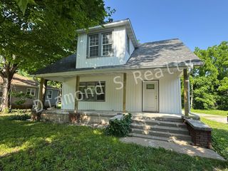 1205 S  National Ave, Springfield, MO 65804