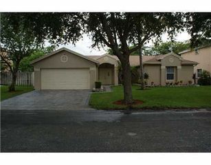 4786 NW 14th St, Coconut Creek, FL 33063