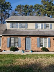 2605 Hitchcock Dr, Durham, NC 27705