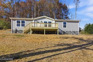 360 Tanasi Dr, Newport, TN 37821