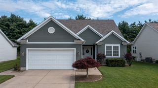 2830 Alexandra Dr, Erie, PA 16506