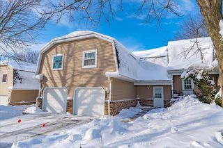 891 Hemlock Dr, Verona, WI 53593