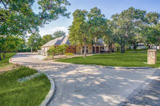 101 Oakwood Dr, Weatherford, TX 76086