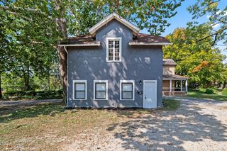 2263 Indianola Ave, Columbus, OH 43202