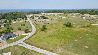 W5227 Michael Dr #66, Hilbert, WI 54129