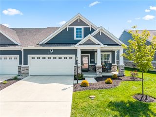 1621 Glade Valley Dr, Dayton, OH 45458