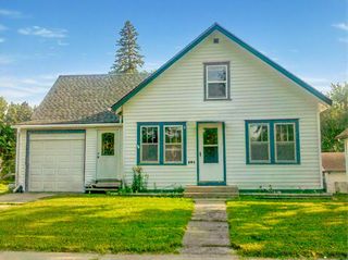 506 W  Douglas Ave, Fergus Falls, MN 56537