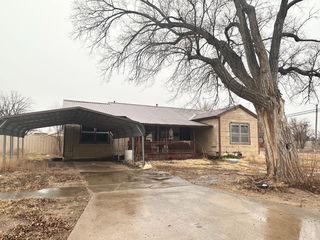 502 N  Crosby Ave, Tulia, TX 79088