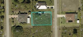 320 Palisades Ave, Lehigh Acres, FL 33974