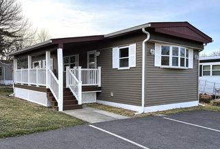 875 W  Grand River Ave #79, Williamston, MI 48895
