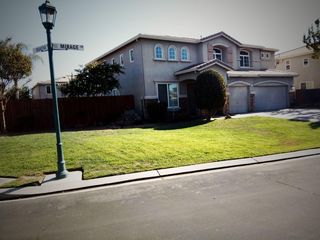 11442 Mirage Dr, Chowchilla, CA 93610