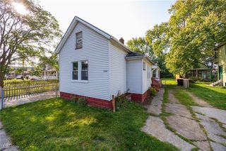 1747 Rowley Ave, Cleveland, OH 44109