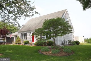 2389 Stauffer Rd, Mount Joy, PA 17552