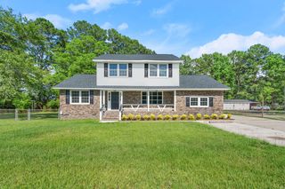 203 Horseshoe Rd, Moncks Corner, SC 29461