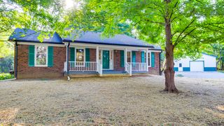 3914 Hambletonian Rd, La Grange, KY 40031