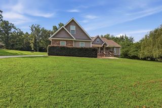 1725 Green Pond Rd, Soddy Daisy, TN 37379