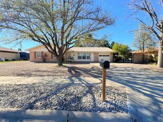 2808 N  Orchard Ave, Roswell, NM 88201