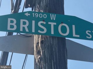 1940 W  Bristol St, Philadelphia, PA 19140